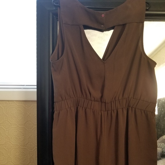 Olive Romper - Picture 2 of 4